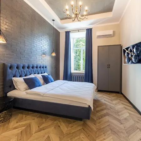 Apartment Dayflat Maidan Area Kyiv