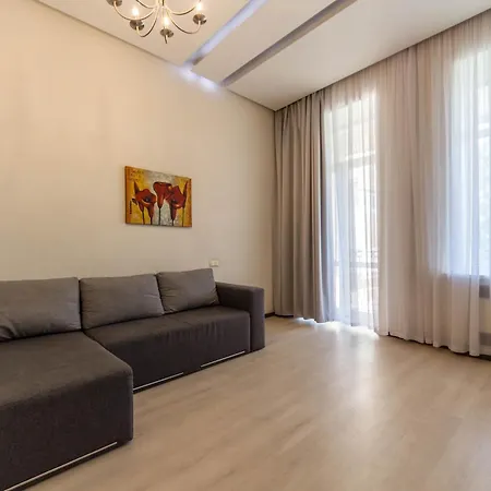 Dayflat Maidan Area Apartment *