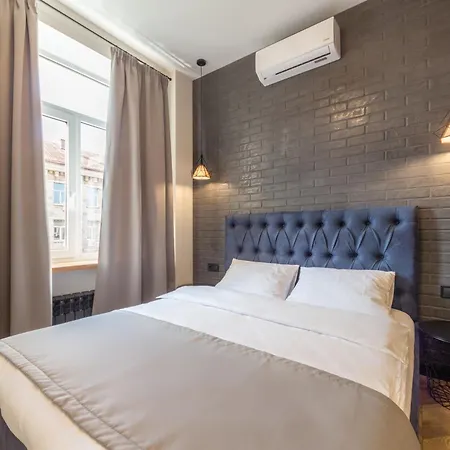 Dayflat Maidan Area Apartment Kyiv