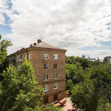 Dayflat Maidan Area Apartment *