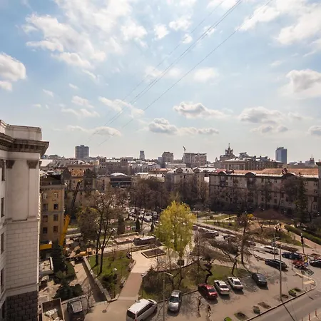 Dayflat Maidan Area Kyiv