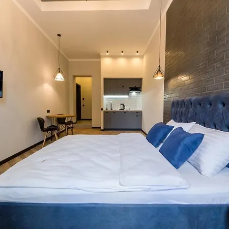 Апартаменти Dayflat Maidan Area *