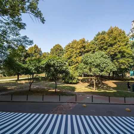 Апартаменти Dayflat Maidan Area