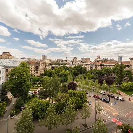 Апартаменти Dayflat Maidan Area